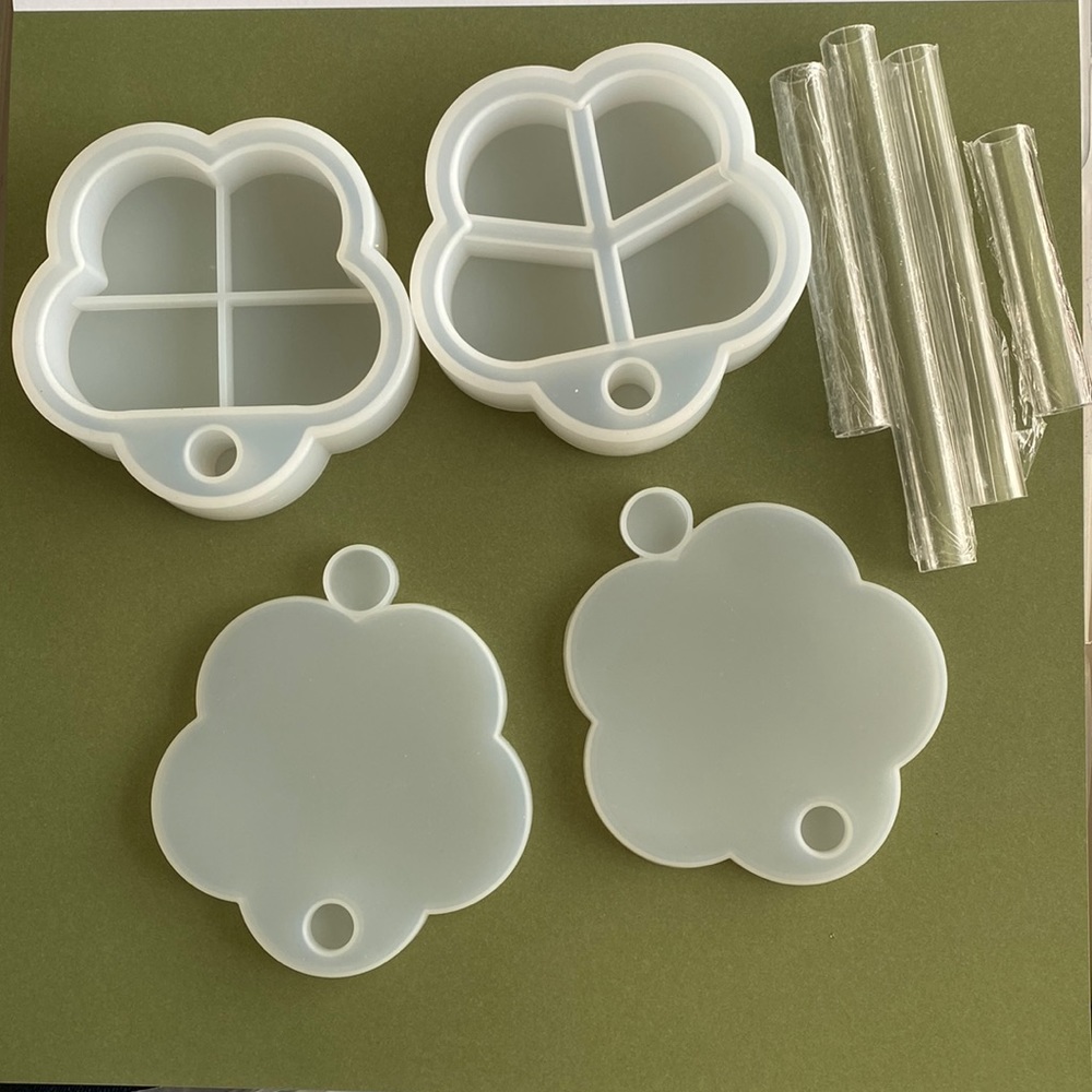 New 8 Piece Clear Silicone Resin Mold Tiered  Rotating Flower Jewelry Box